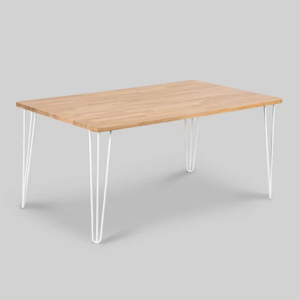 Subtelny stół dębowy oparty na ultranowoczesnych, modnych nogach typu hairpin wykonanych z białych prętów. Idealny do wnętrza jadalni lub salonu. ShapeShake.design 180 × 90 × 74 cm